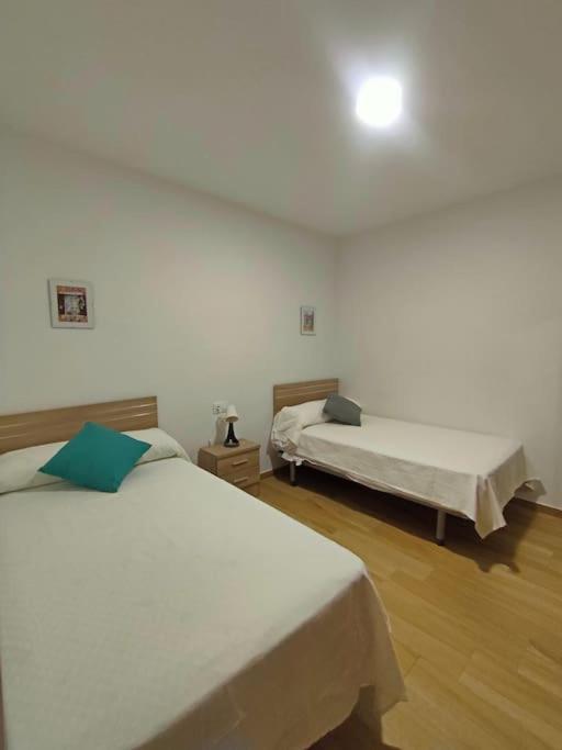 Apartamento Acerota, Con Parking Gratuito 科爾多瓦 外观 照片